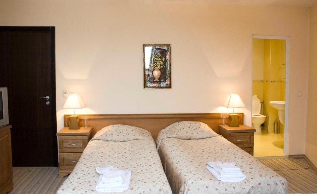 Family Hotel Zora Razlog Esterno foto
